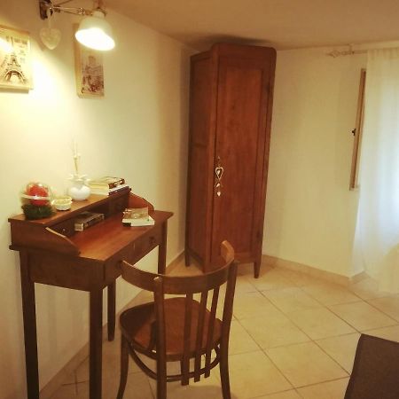 Appartamento Oneiro Bed And Relax Benevento Esterno foto